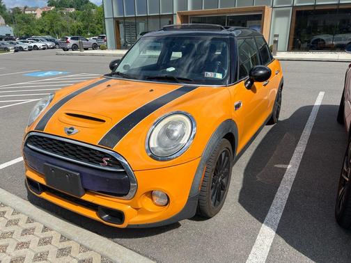Volcanic Orange 2016 MINI Hardtop Cooper S