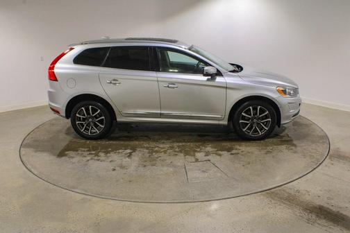 2016 Volvo XC60 T6