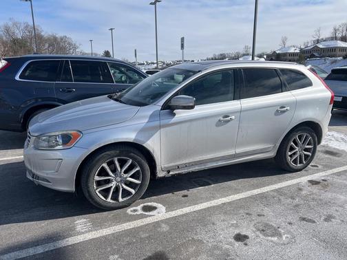 2016 Volvo XC60 T6