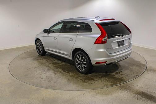 2016 Volvo XC60 T6