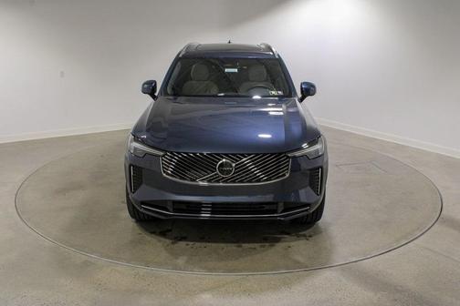 2026 Volvo XC90 B6 Plus 6-Seater