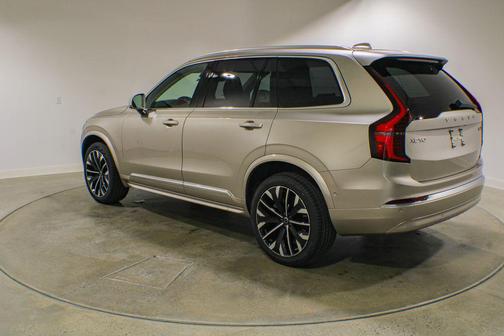 Bright Dusk Metallic 2026 Volvo XC90 Plus, B6 AWD Gas (mild hybrid), Gasoline, Bright, 7 Seats