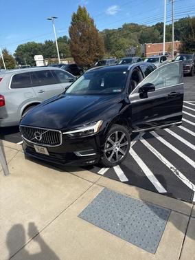 2021 Volvo XC60 T5 Inscription