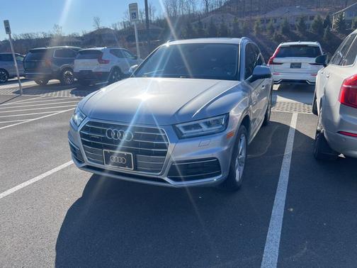 2019 Audi Q5 2.0T Premium Plus
