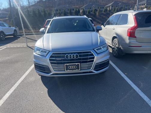 2019 Audi Q5 2.0T Premium Plus