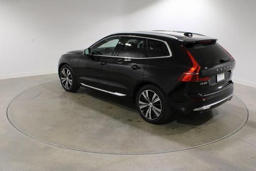 2022 Volvo XC60 Recharge Plug-In Hybrid T8 Inscription