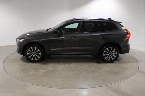 2025 Volvo XC60 B5 Core