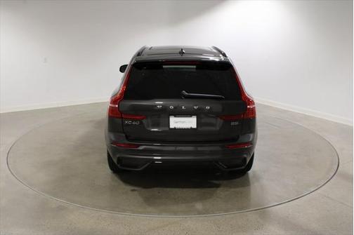 2025 Volvo XC60 B5 Core