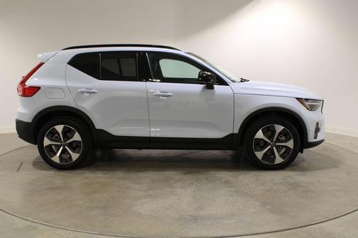 Cloud Blue 2026 Volvo XC40 Plus, B5 AWD Gas (mild hybrid), Dark