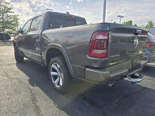 Granite Crystal Metallic Clearcoat 2022 RAM 1500 Limited
