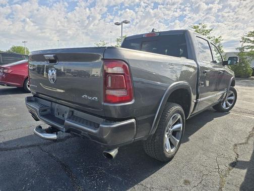 Granite Crystal Metallic Clearcoat 2022 RAM 1500 Limited