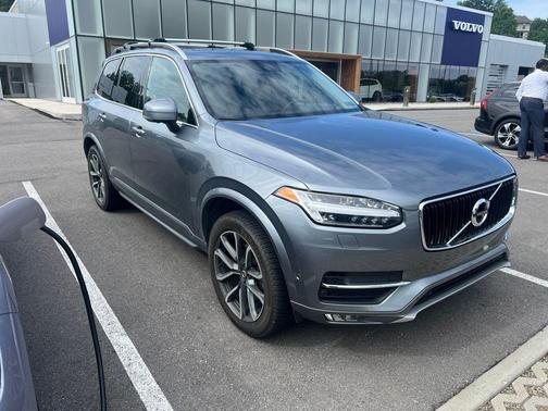 Osmium Grey Metallic 2017 Volvo XC90 T6 Momentum