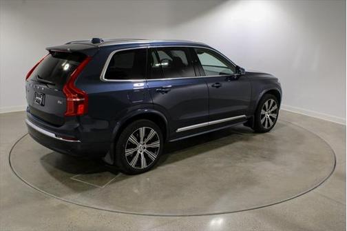 2025 Volvo XC90 B6 Plus 7-Seater
