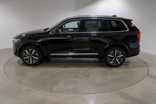2026 Volvo XC90 B5 Core