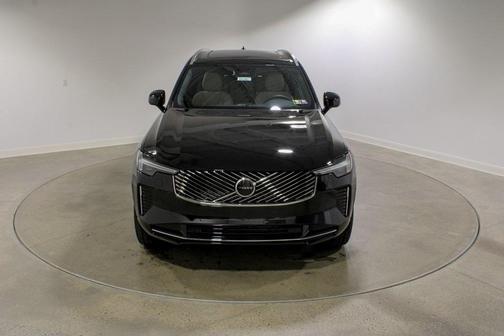 2026 Volvo XC90 B5 Core