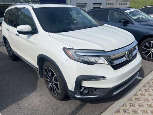 White Diamond Pearl 2019 Honda Pilot Touring 8-Passenger