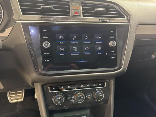 2021 Volkswagen Tiguan 2.0T SE R-Line Black 4MOTION