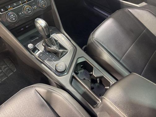 2021 Volkswagen Tiguan 2.0T SE R-Line Black 4MOTION