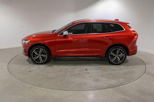 2019 Volvo XC60 T5 R-Design