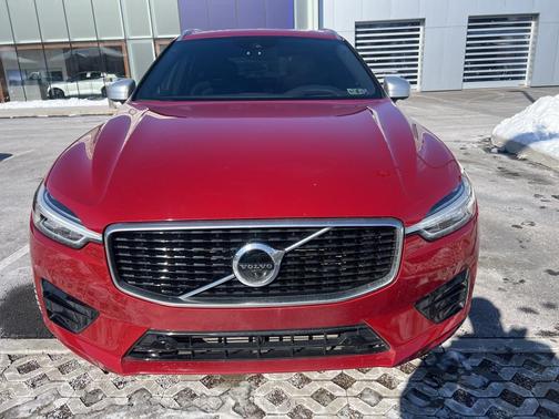 2019 Volvo XC60 T5 R-Design