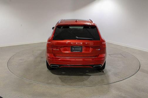 2019 Volvo XC60 T5 R-Design
