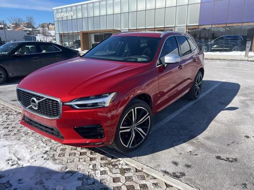 2019 Volvo XC60 T5 R-Design