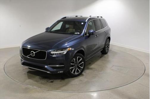 2019 Volvo XC90 T6 Momentum