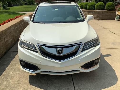White Diamond Pearl 2016 Acura RDX Advance Package
