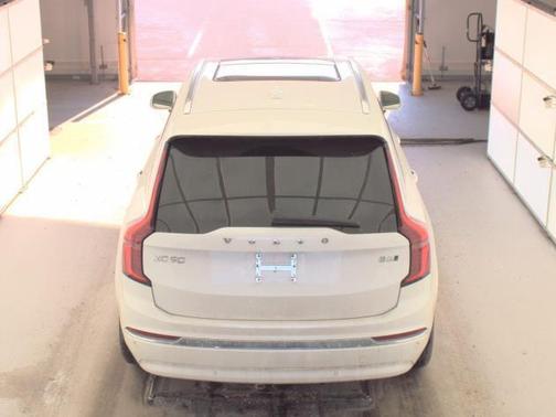 2025 Volvo XC90 B6 Plus 7-Seater