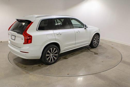 2023 Volvo XC90 B5 Core