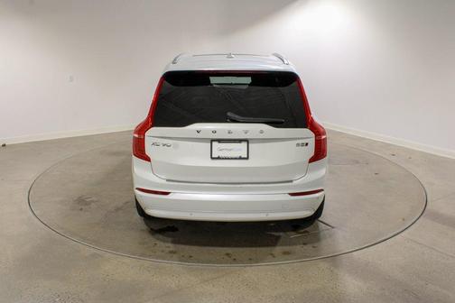 2023 Volvo XC90 B5 Core