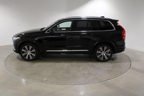 2024 Volvo XC90 B6 Ultimate Bright Theme 6-Seater