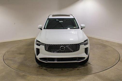 2025 Volvo XC90 Plug-In Hybrid T8 Plus 7-Seater