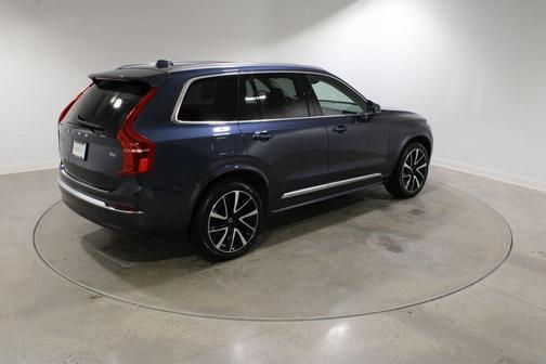2023 Volvo XC90 B6 Plus 7-Seater