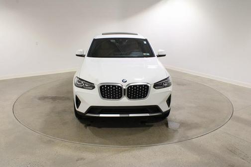 2023 BMW X4 xDrive30i
