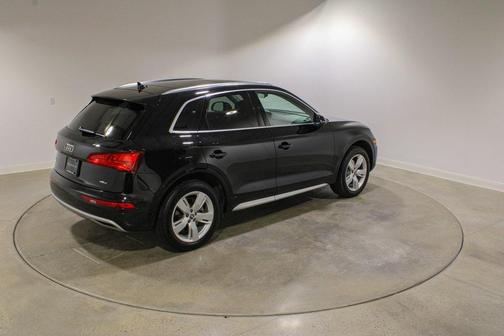 2019 Audi Q5 2.0T Premium Plus