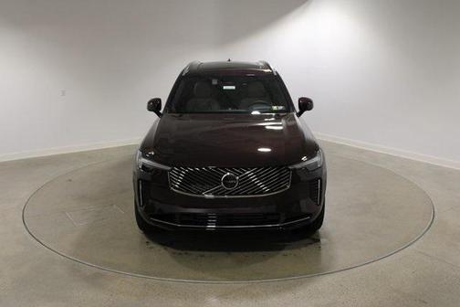 2025 Volvo XC90 Plug-In Hybrid T8 Ultra 6-Seater