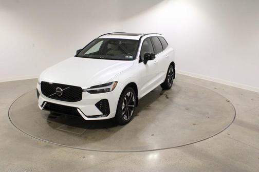 2026 Volvo XC60 B5 Plus