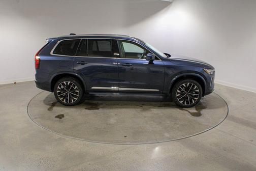 2026 Volvo XC90 B6 Ultra 7-Seater
