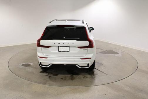 2026 Volvo XC60 B5 Core