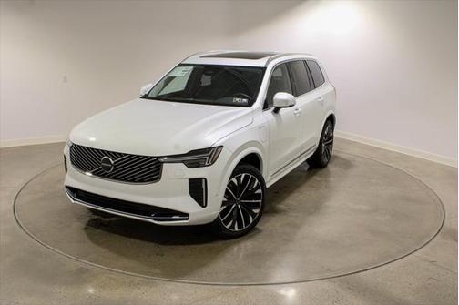 2025 Volvo XC90 Plug-In Hybrid T8 Plus 7-Seater
