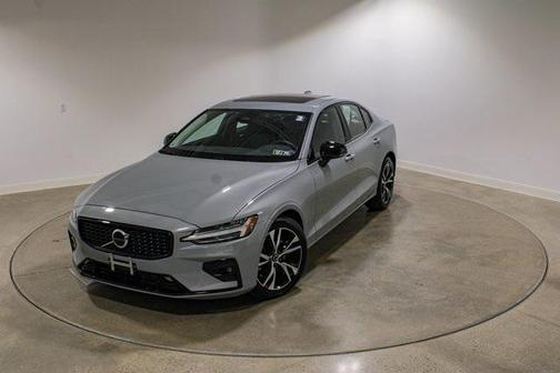 2025 Volvo S60 B5 Core
