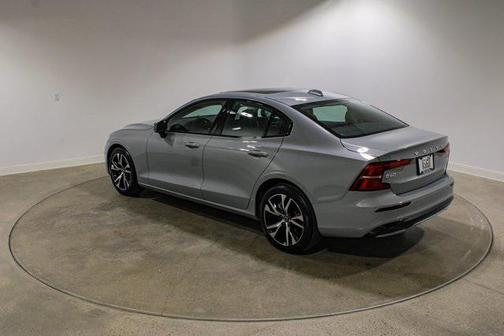 2025 Volvo S60 B5 Core