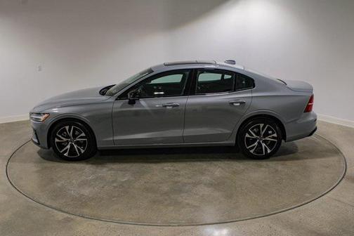 2025 Volvo S60 B5 Core