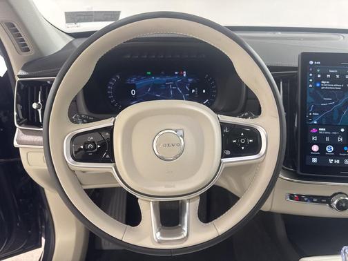 2026 Volvo XC90 Ultra, B6 AWD Gas (mild hybrid), Gasoline, Bright, 7 Seats