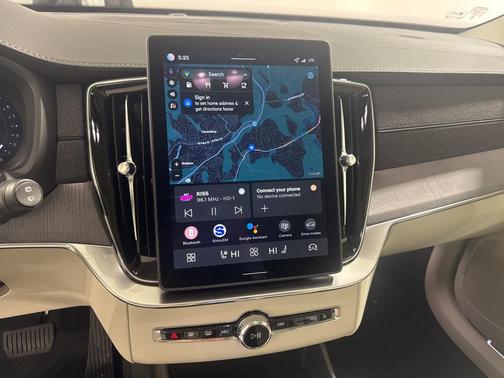 2026 Volvo XC90 Ultra, B6 AWD Gas (mild hybrid), Gasoline, Bright, 7 Seats