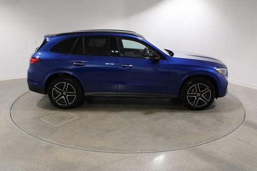 2023 Mercedes-Benz GLC 300 4MATIC