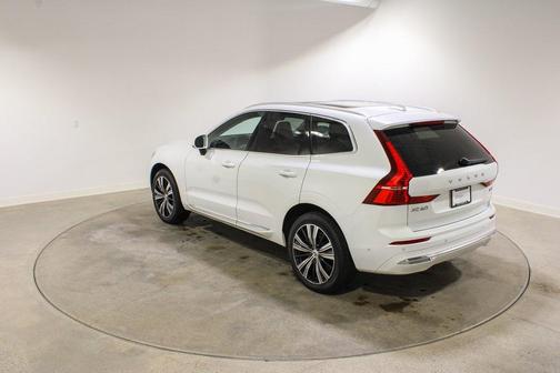 2022 Volvo XC60 B6 Inscription