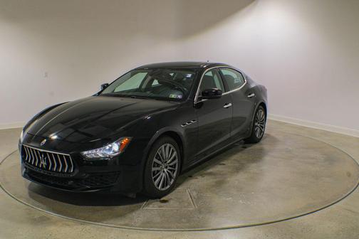 Nero Ribelle Mica 2020 Maserati Ghibli S Q4