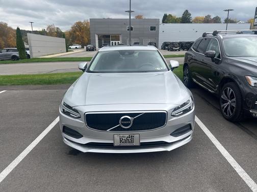 2018 Volvo S90 T5 Momentum